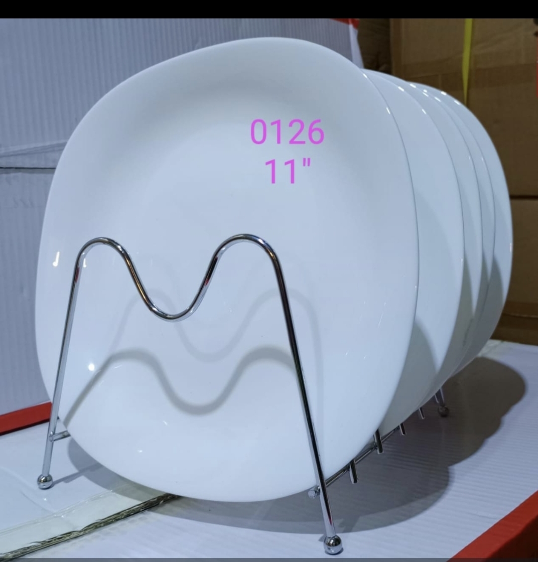 Plates 11 inch glass a set of 6