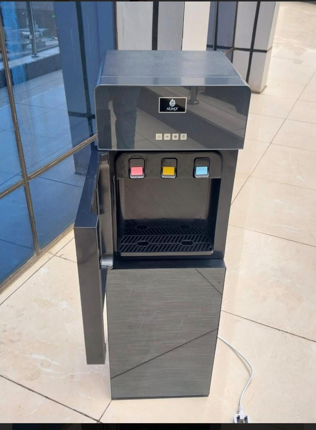 Dispenser hot cold normal Bottom load